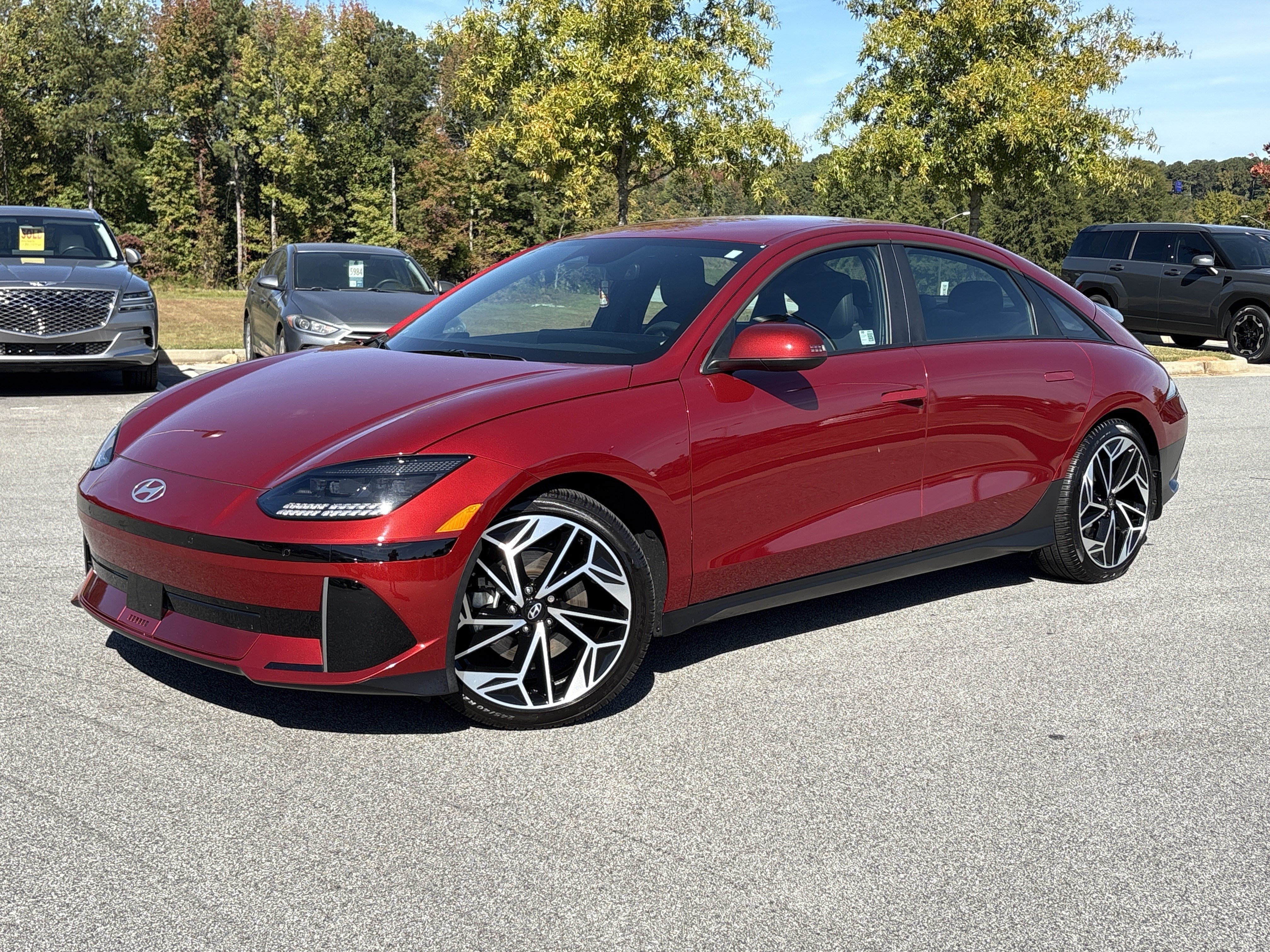 Used 2025 Hyundai Ioniq 6 SEL RWD image 1