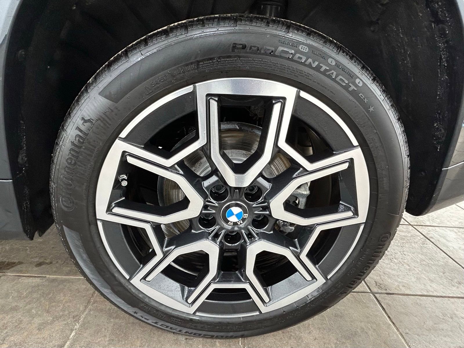 Used 2025 BMW X1 xDrive28i w/ Technology Package image 34