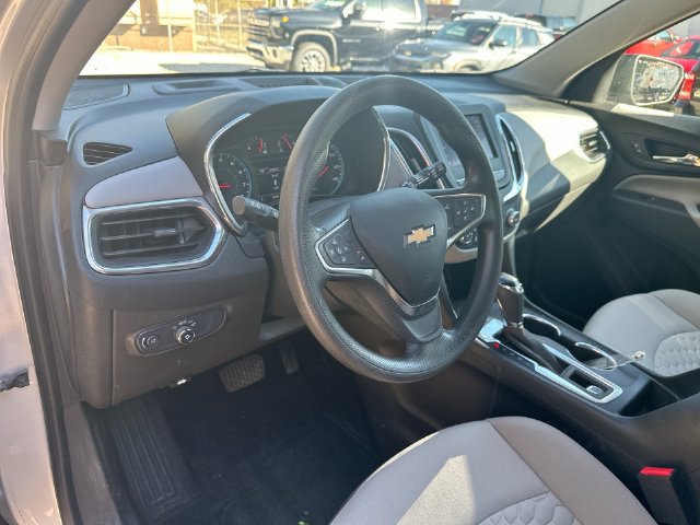 Used 2021 Chevrolet Equinox LS FWD image 20