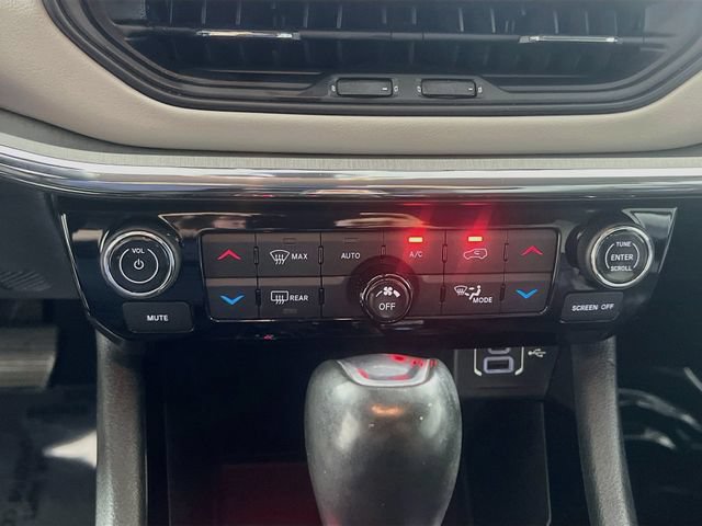 Used 2022 Jeep Compass Limited AWD/4WD image 18