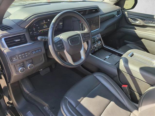 Used 2022 GMC Yukon Denali AWD/4WD image 6