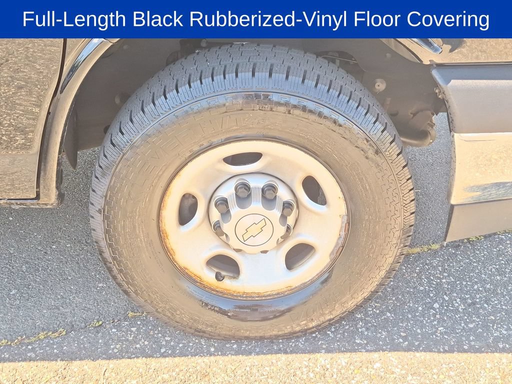 Used 2021 Chevrolet Express 2500 w/ Driver Convenience Package RWD image 20