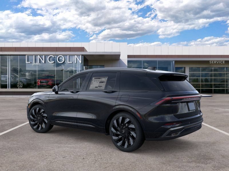 New 2026 Lincoln Nautilus Reserve w/ Jet Appearance Package AWD/4WD image 4