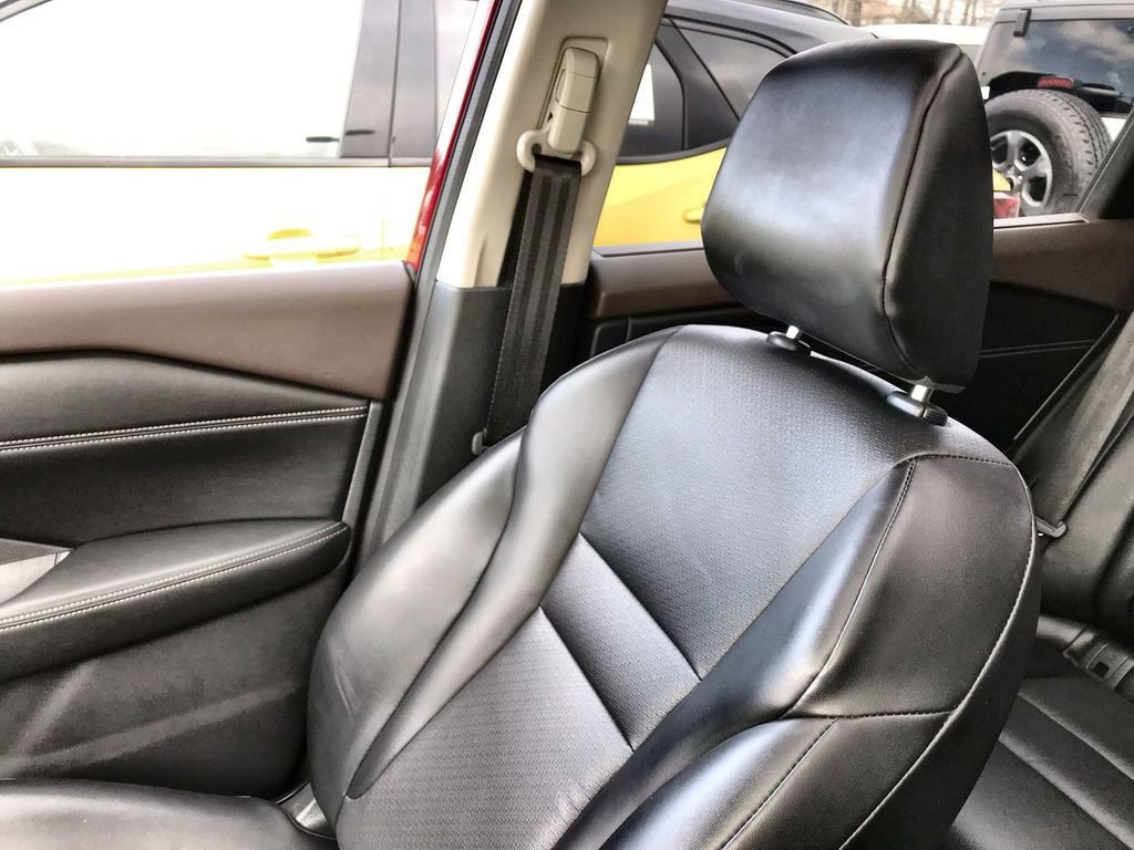 Used 2022 Nissan Rogue SV w/ SV Premium Package image 23
