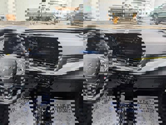 New 2026 Chevrolet Trax LT image 12