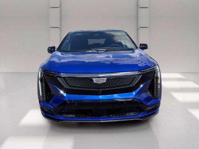 New 2027 Cadillac Optiq V w/ Deep Ocean Design Edition AWD/4WD image 8