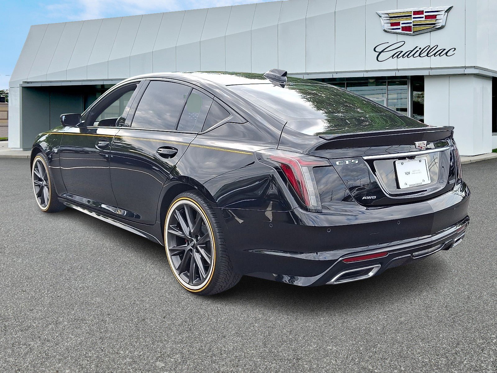 Certified 2025 Cadillac CT5 Sport w/ Sun And Sound Package AWD/4WD image 3