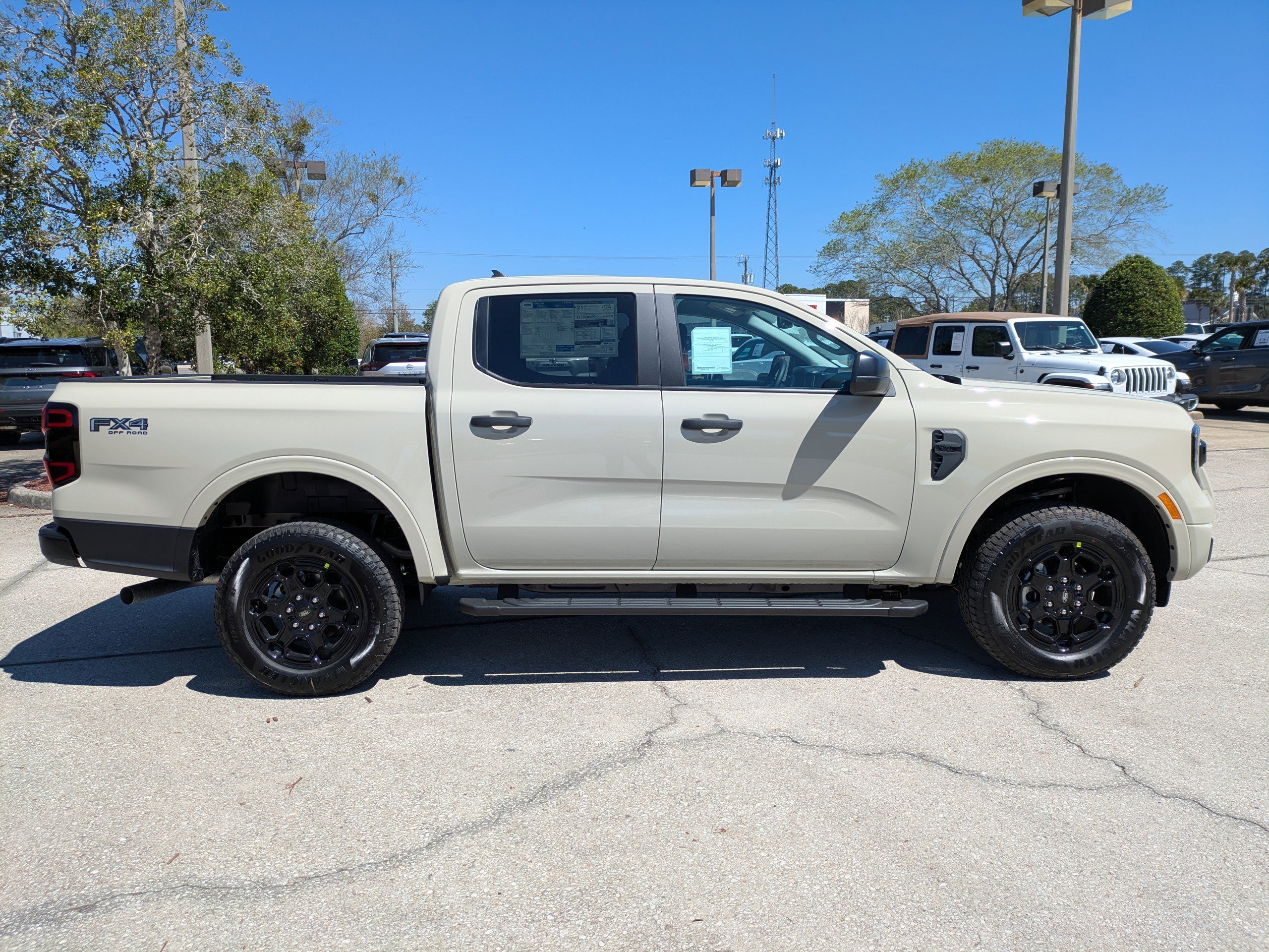 New 2026 Ford Ranger XLT w/ FX4 Off-Road Package AWD/4WD image 3