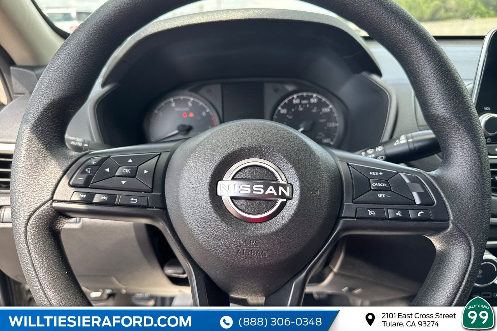 Used 2025 Nissan Altima 2.5 S FWD image 27