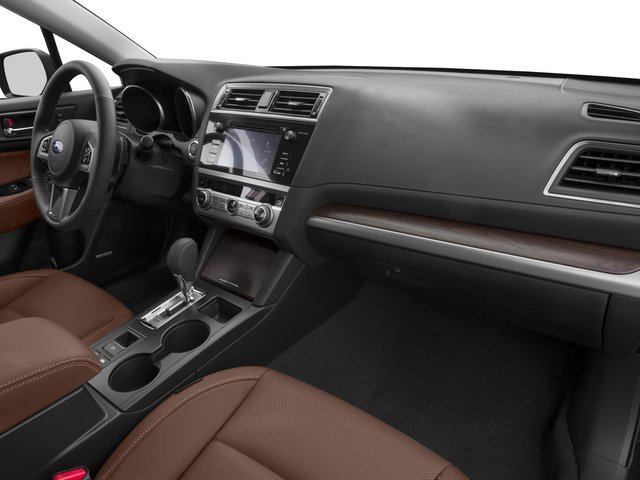 Used 2017 Subaru Outback 2.5i Touring AWD/4WD image 19