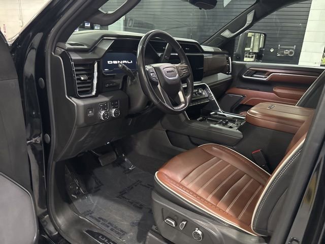 Used 2024 GMC Sierra 3500 Denali Ultimate image 12