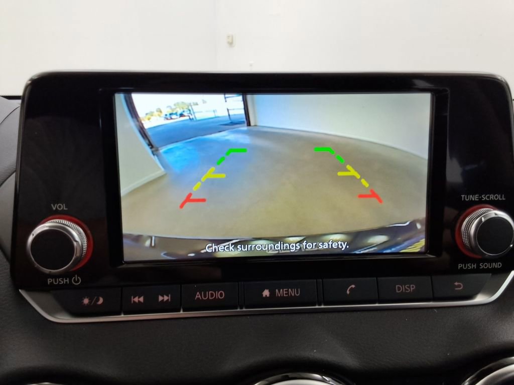 Used 2025 Nissan Sentra S FWD image 11
