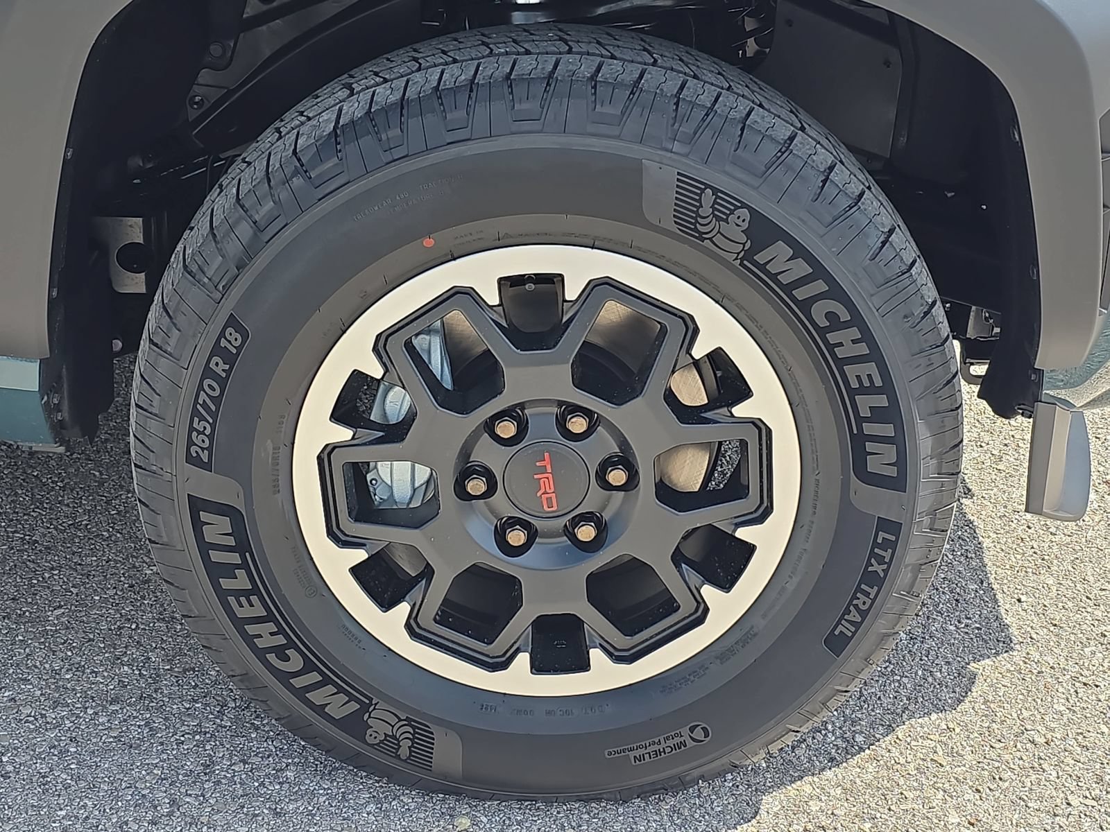 New 2026 Toyota 4Runner TRD Off-Road Premium w/ Tow Technology Package AWD/4WD image 28
