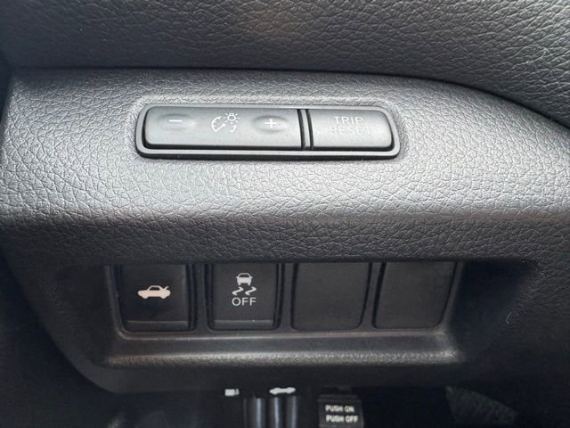 Used 2017 Nissan Altima 2.5 SV image 15