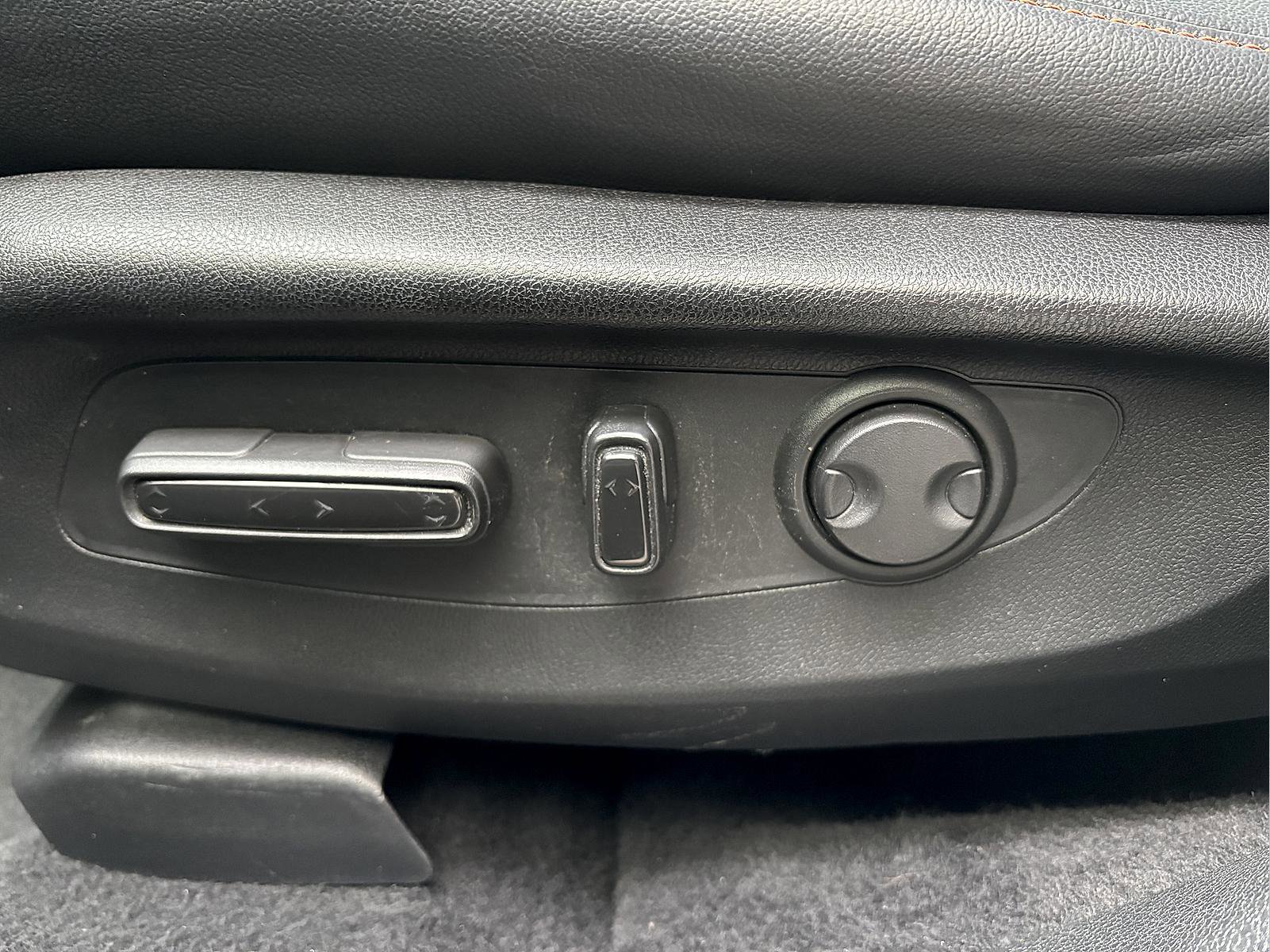 Certified 2023 Honda CR-V Sport Touring image 16