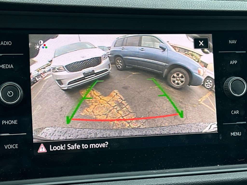 Used 2022 Volkswagen Jetta SEL image 16