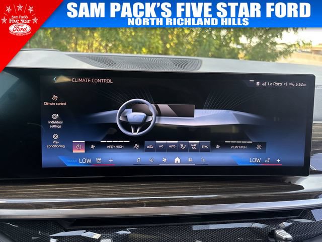 Used 2024 BMW X7 xDrive40i AWD/4WD image 28