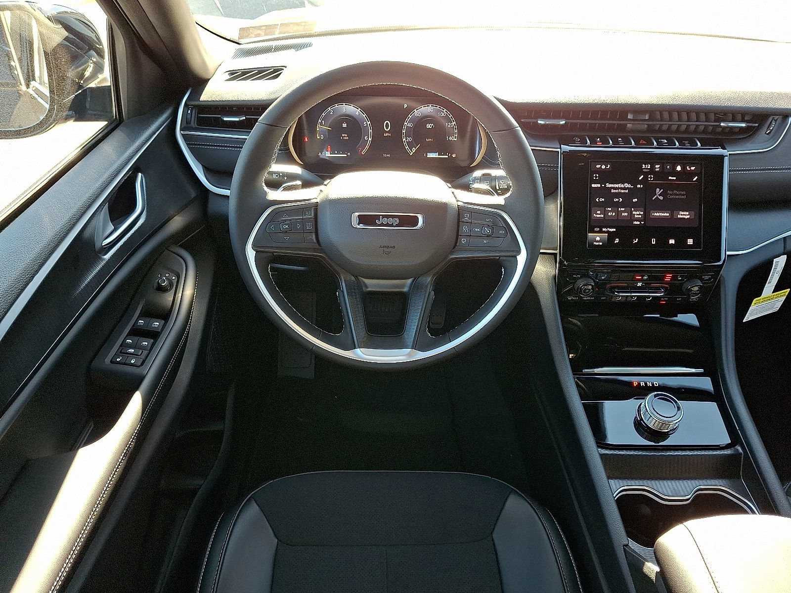 New 2025 Jeep Grand Cherokee Altitude AWD/4WD image 8