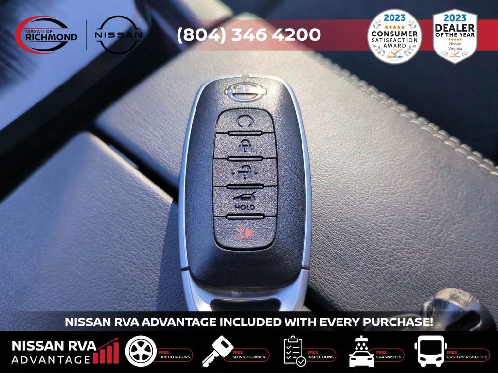Used 2025 Nissan Rogue SV image 28