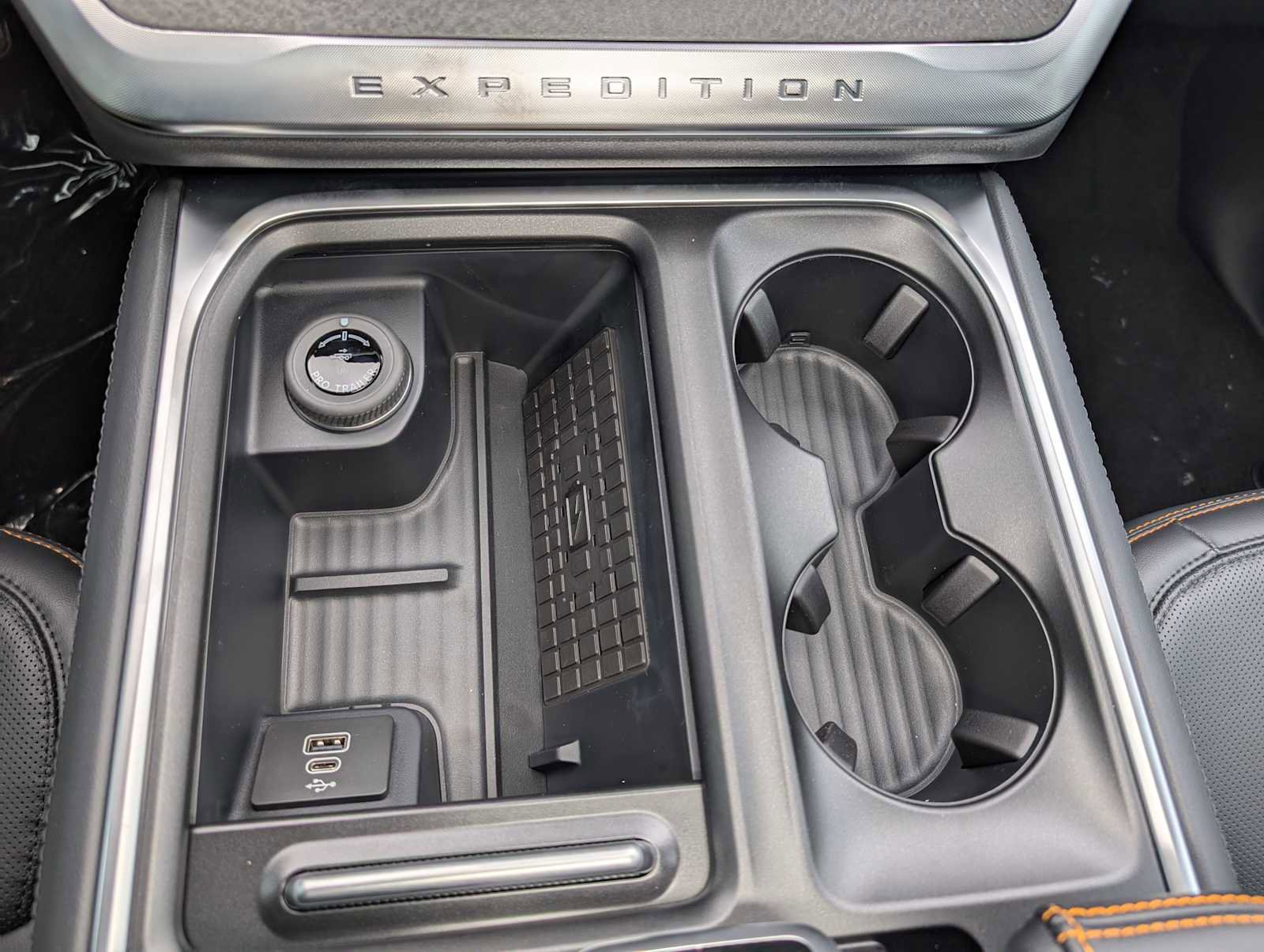 New 2025 Ford Expedition Tremor image 24