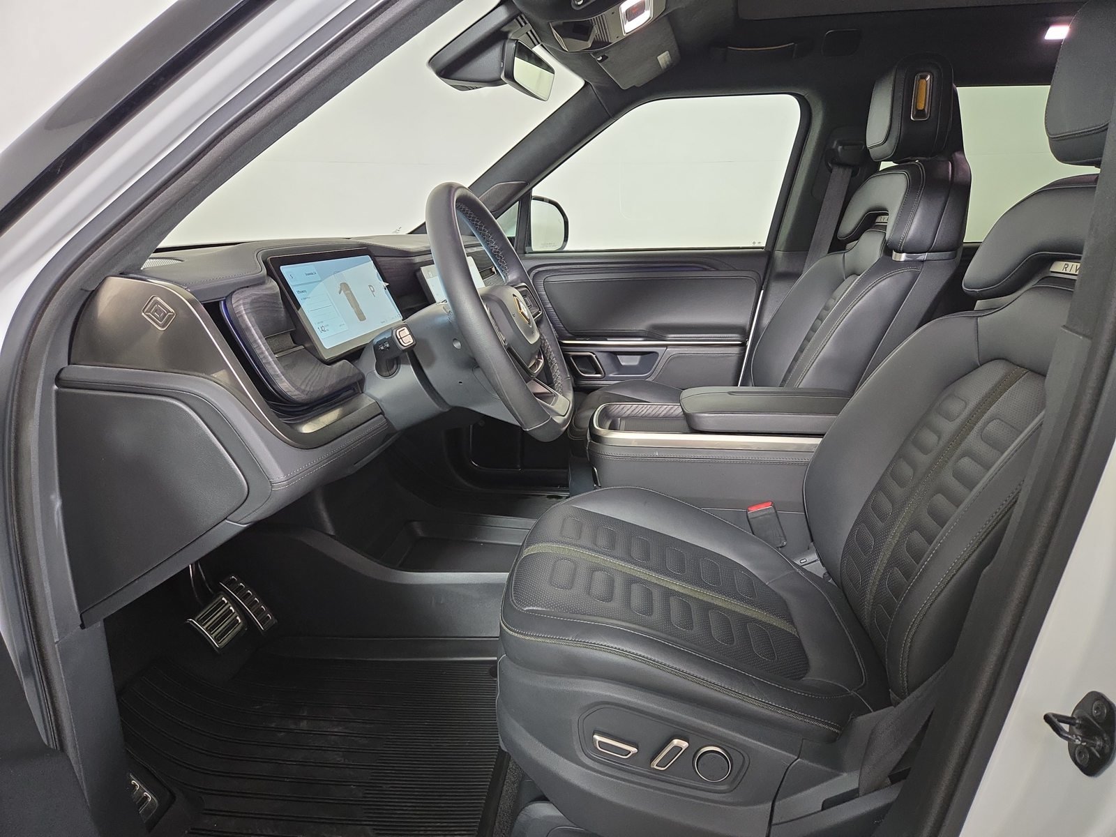 Used 2023 Rivian R1S Launch Edition Quad AWD/4WD image 20
