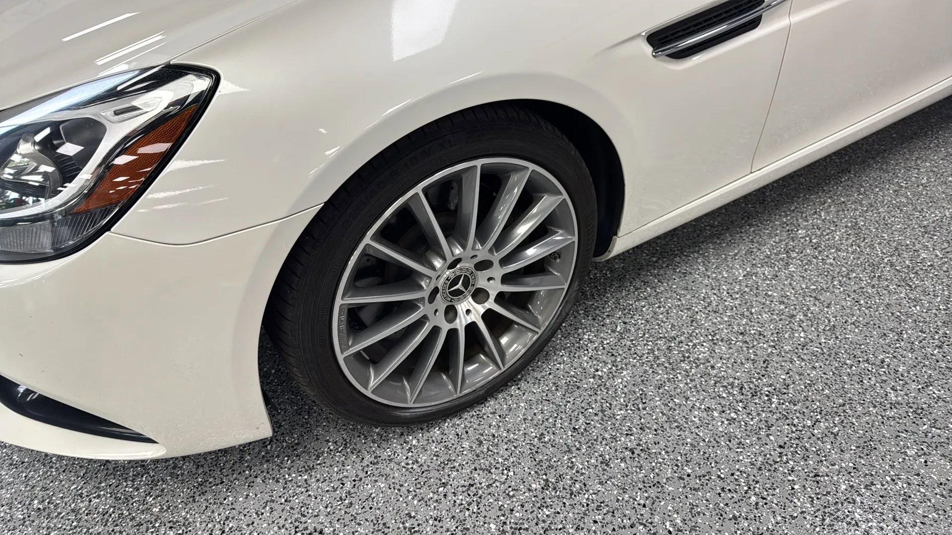 Used 2020 Mercedes-Benz SLC 300 image 36