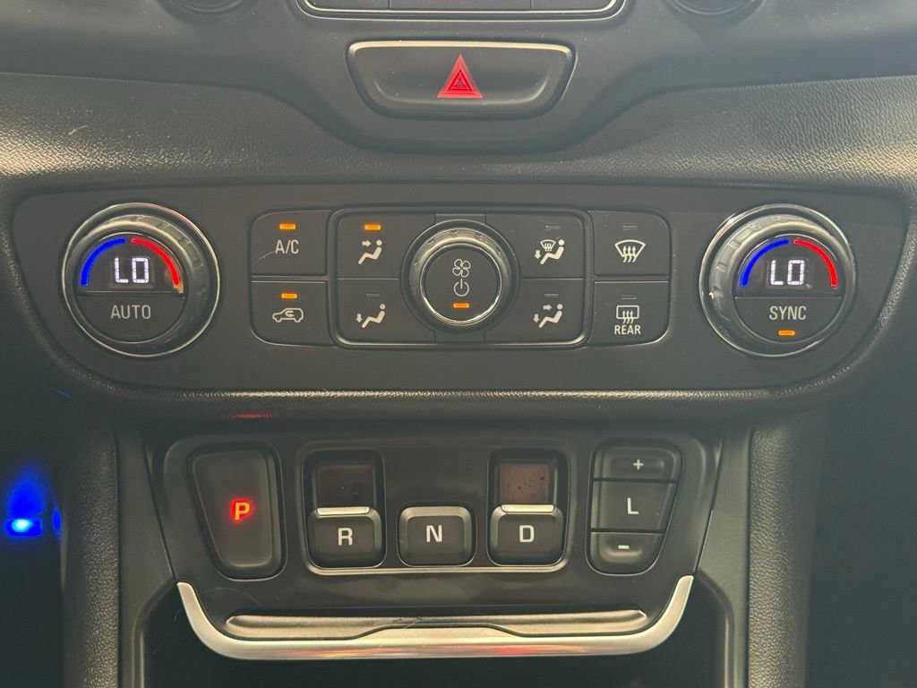 Used 2019 GMC Terrain Denali image 29