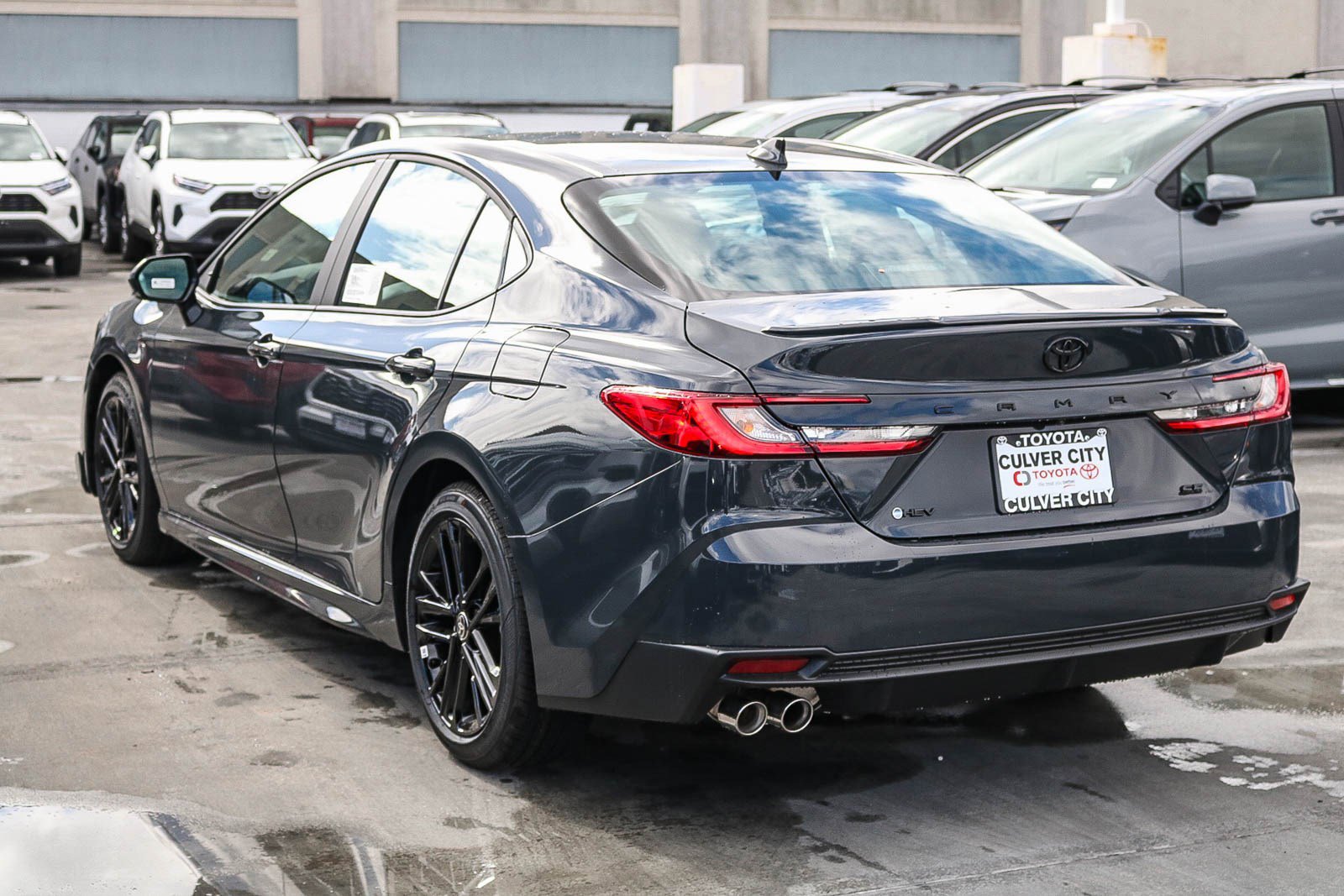 New 2026 Toyota Camry SE image 9