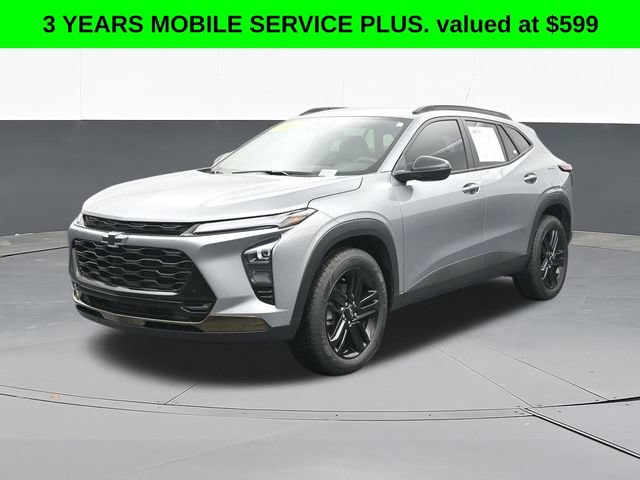 Used 2026 Chevrolet Trax ACTIV w/ Driver Confidence Package FWD image 3