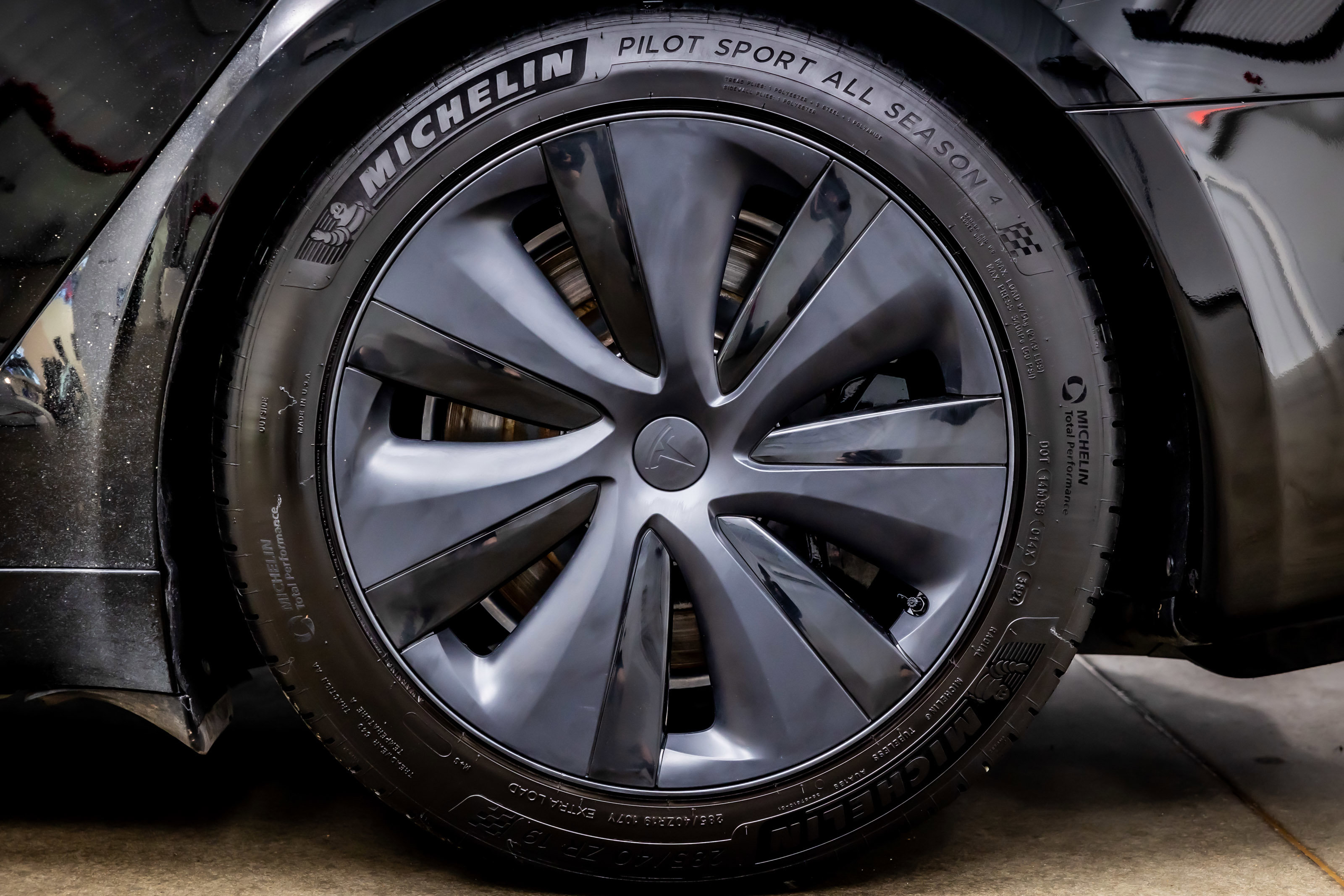 Used 2021 Tesla Model S Long Range image 31