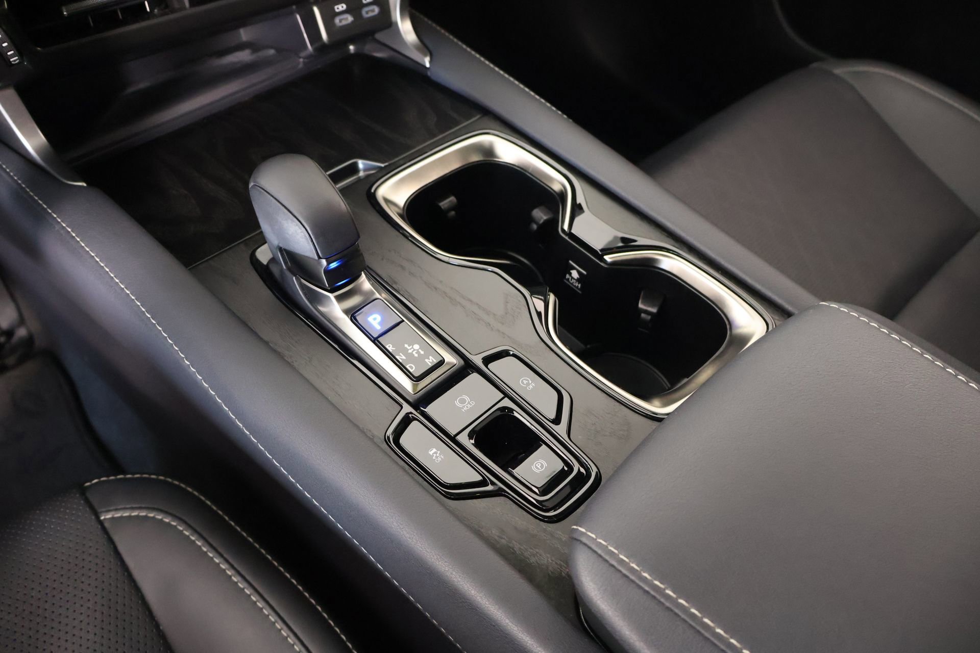 Used 2023 Lexus RX 350 Premium Plus w/ Cold Area Package FWD image 8