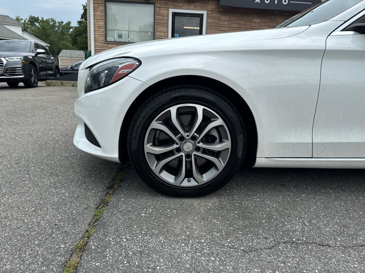 Used 2016 Mercedes-Benz C 300 4MATIC Sedan image 16