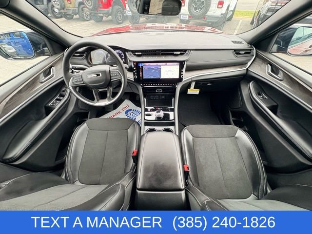 New 2026 Jeep Grand Cherokee Laredo image 12