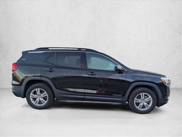Used 2018 GMC Terrain SLE w/ Driver Convenience Package AWD/4WD image 4