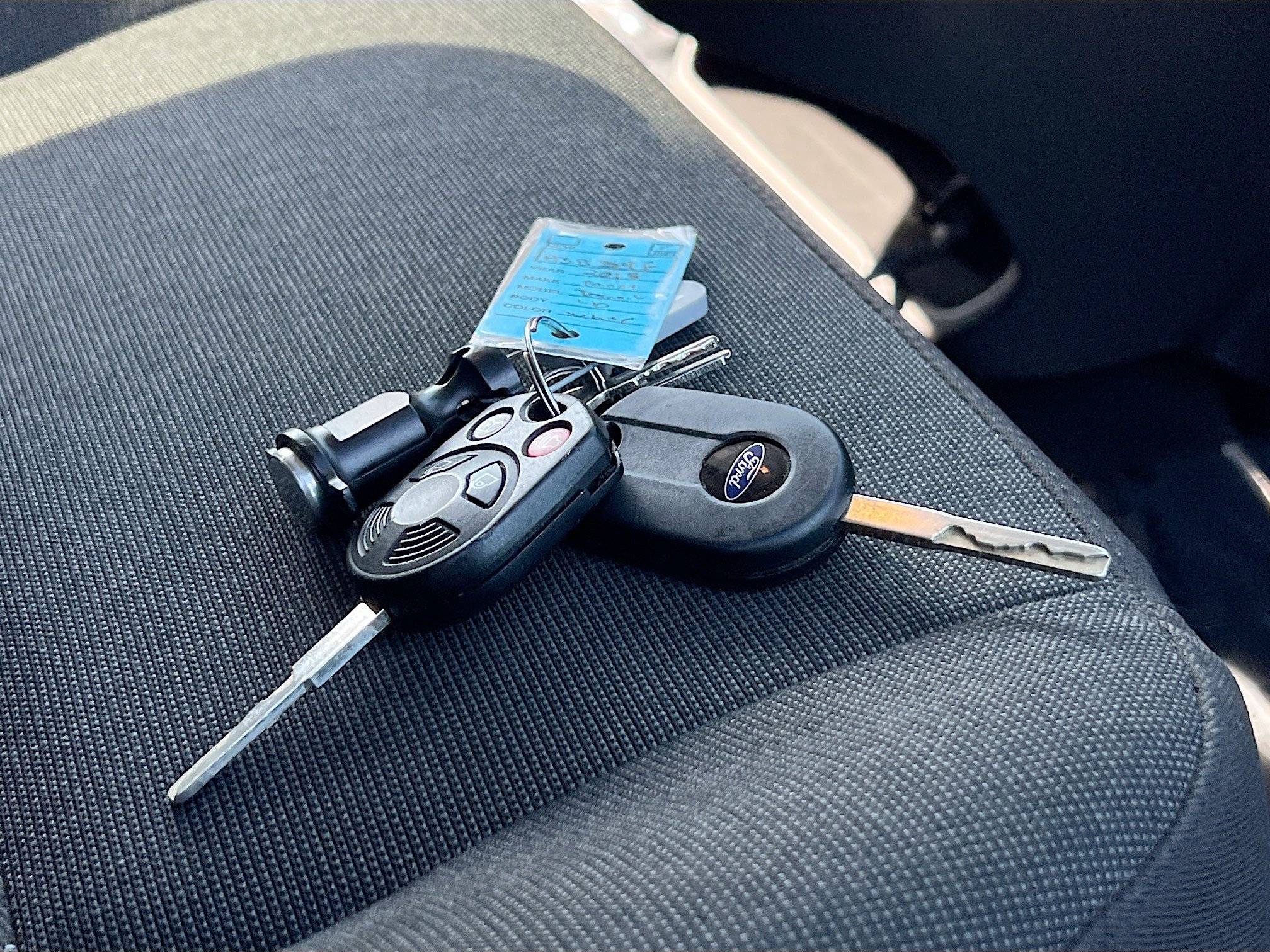 Used 2018 Ford Transit 150 XLT image 35