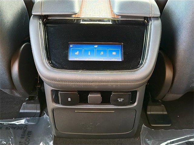 Used 2024 Lincoln Navigator Black Label image 21