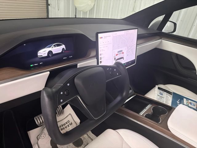 Used 2022 Tesla Model X AWD/4WD image 12