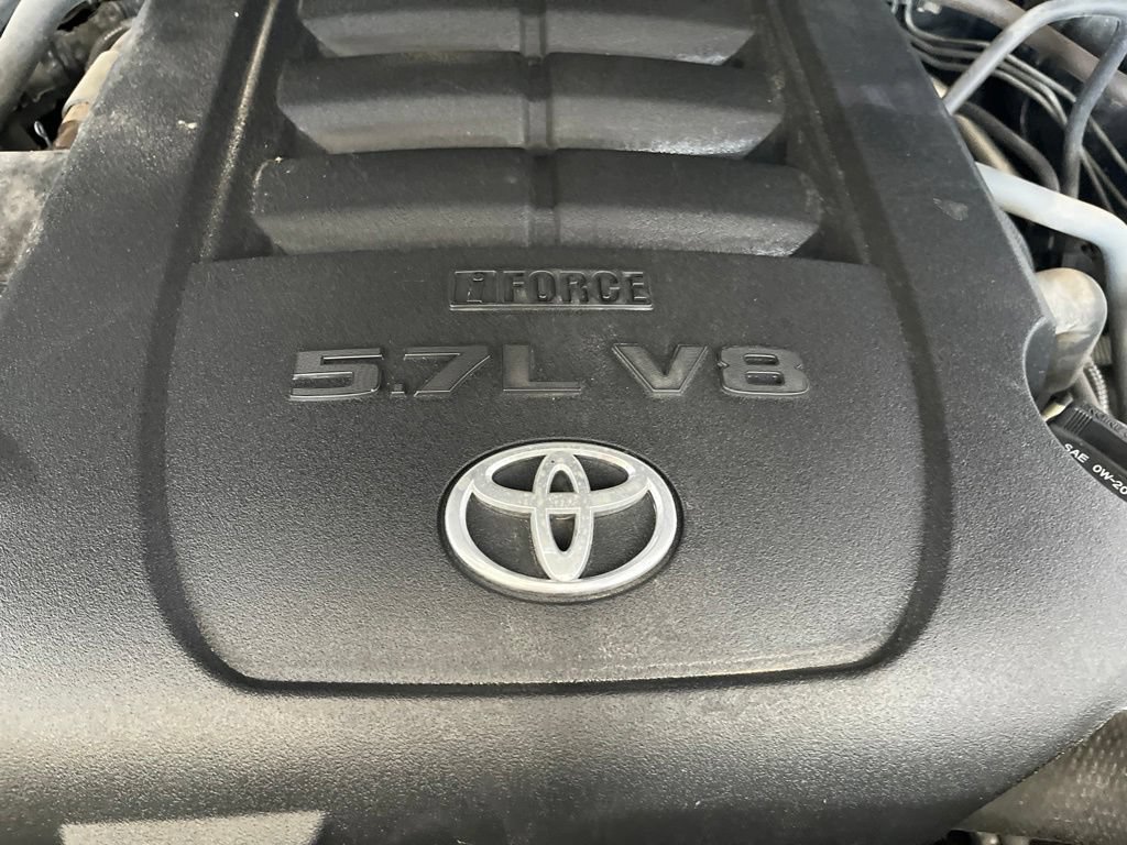 Used 2017 Toyota Tundra SR5 AWD/4WD image 10
