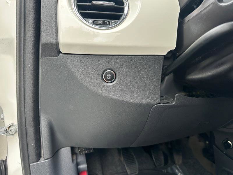 Used 2014 FIAT 500 Pop FWD image 23