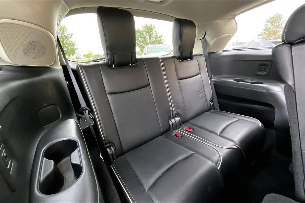 Used 2016 INFINITI QX60 Luxe w/ Premium Package AWD/4WD image 33