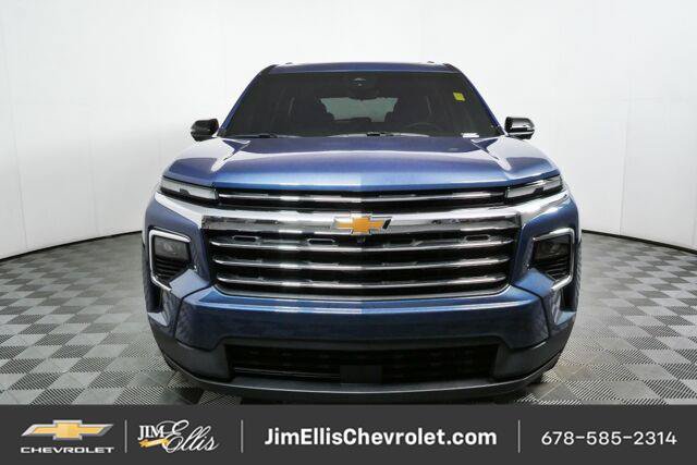 Used 2026 Chevrolet Traverse LT w/ Sun and Wheel Package FWD image 33