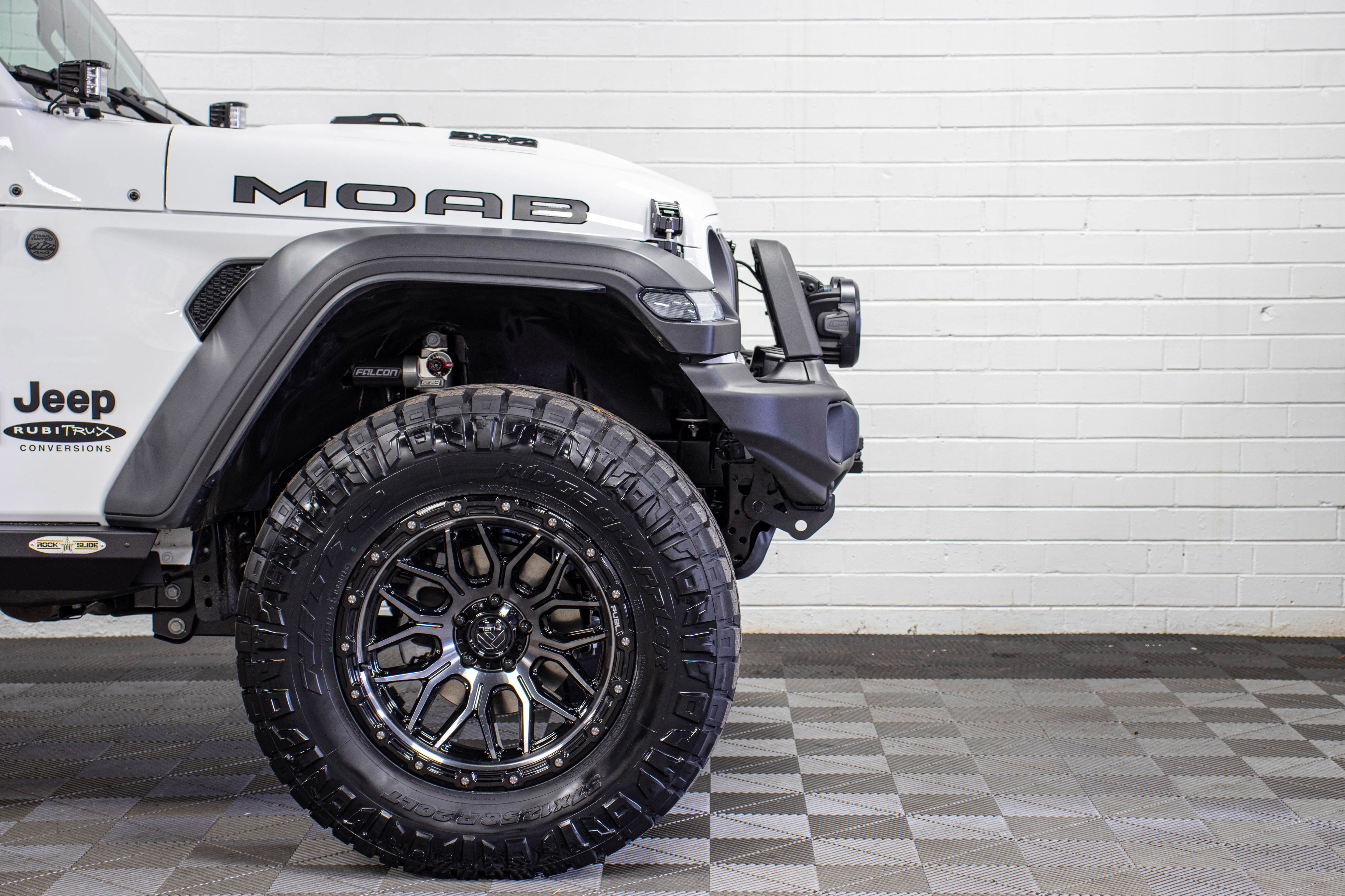 Used 2026 Jeep Wrangler Moab image 13