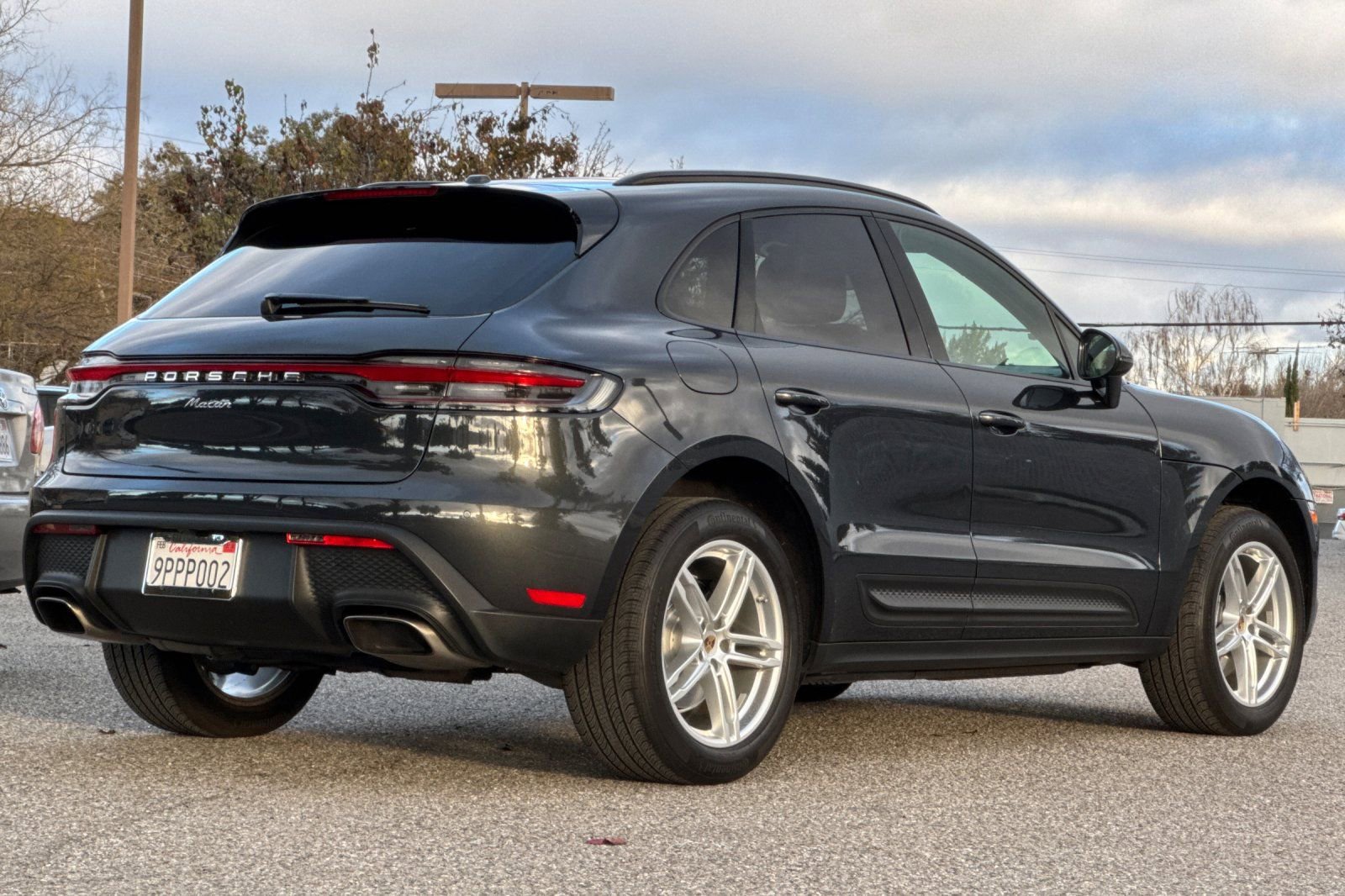 Used 2024 Porsche Macan image 4