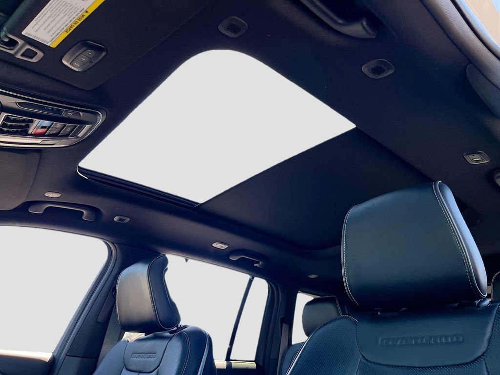 Certified 2025 Jeep Grand Cherokee Overland w/ Adv Protech Group III image 23