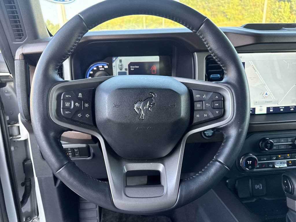 Used 2023 Ford Bronco Outer Banks AWD/4WD image 16