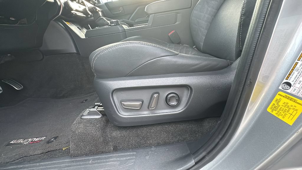 Used 2025 Toyota 4Runner TRD Sport Premium AWD/4WD image 9