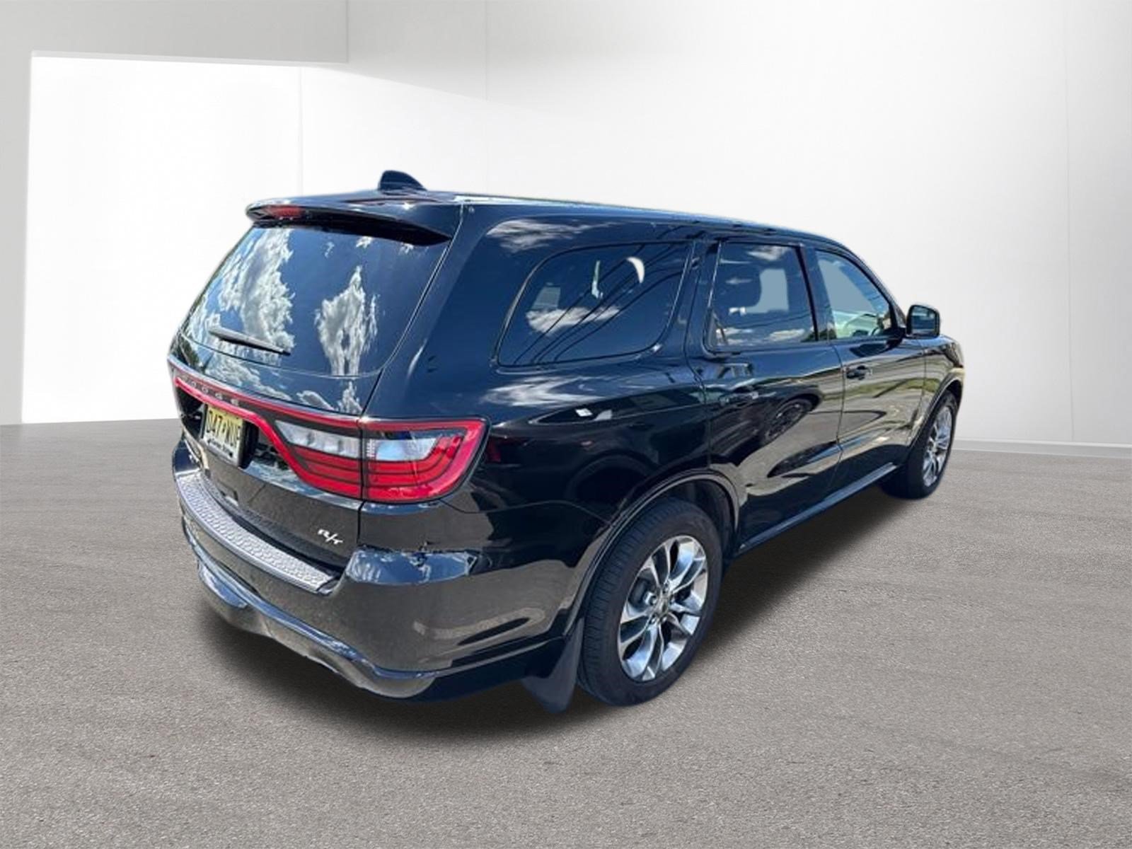Used 2019 Dodge Durango R/T w/ Technology Group AWD/4WD image 31