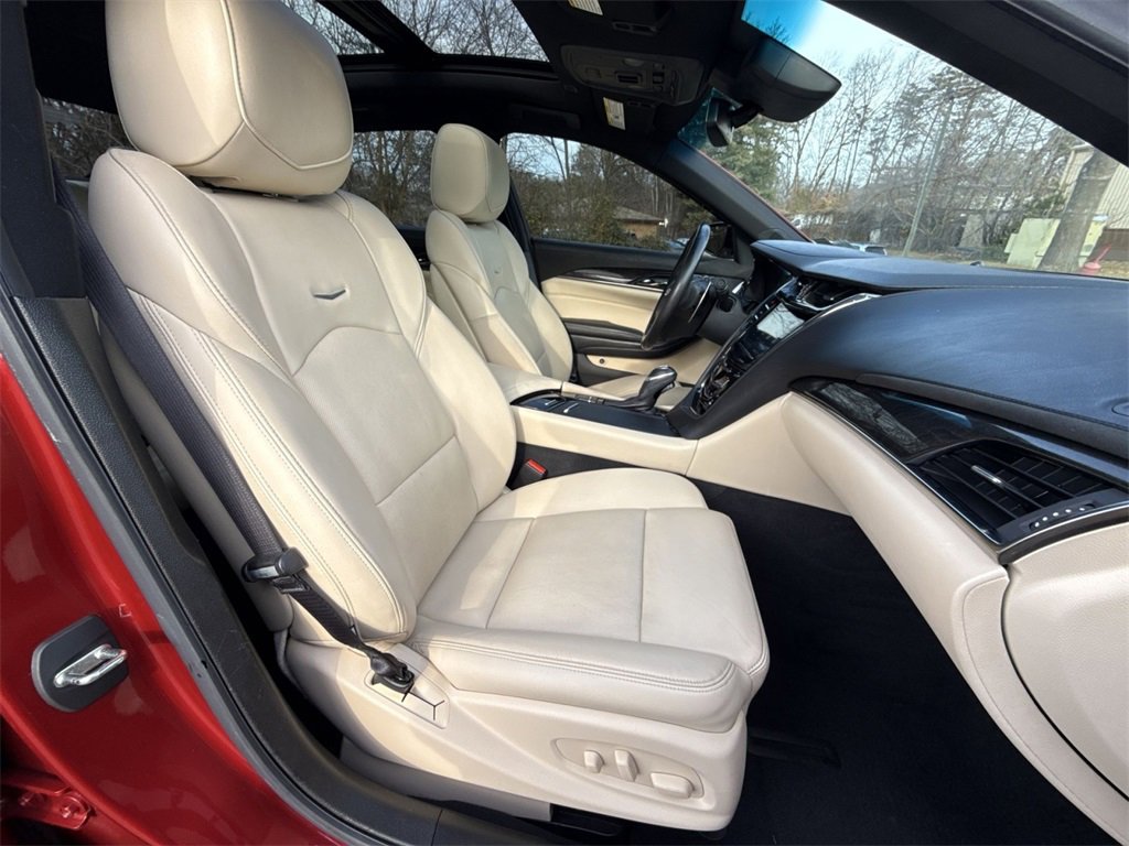 Used 2019 Cadillac CTS Luxury image 27