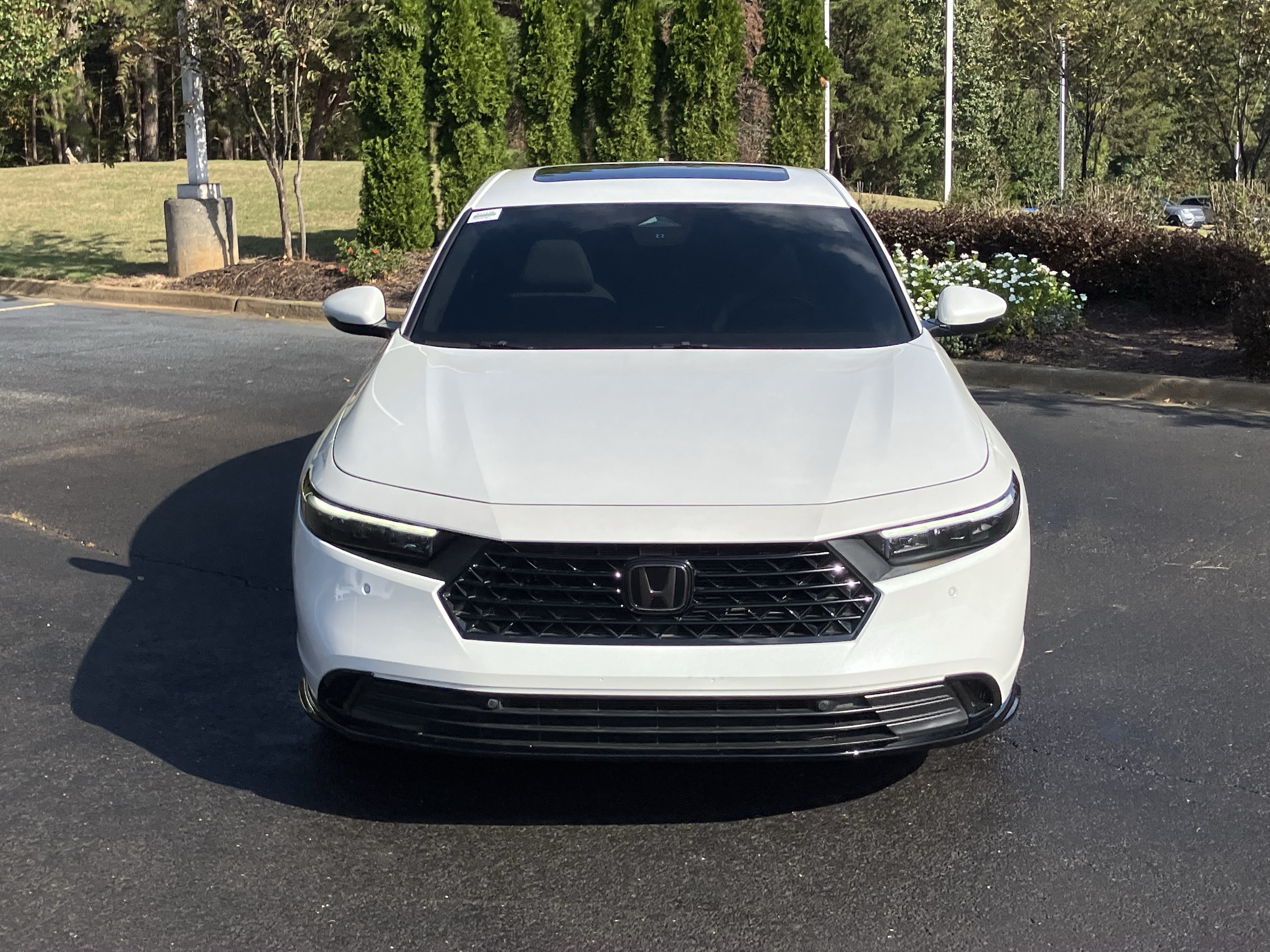 Used 2025 Honda Accord Touring image 3