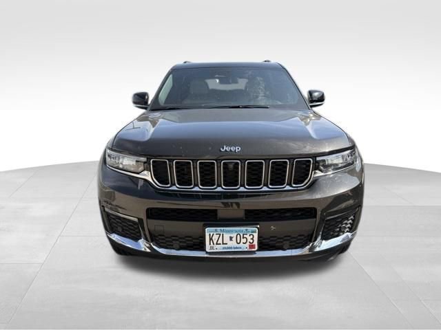 Used 2023 Jeep Grand Cherokee L Limited w/ Luxury Tech Group II AWD/4WD image 2